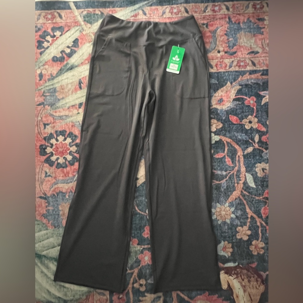 Amazon Yoga Pants with Pockets